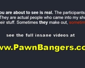 मीठे गोरा मुर्गा चूसने और अपने पहले अश्लील वीडियो बनाने के बारे में है, मुफ्त में।