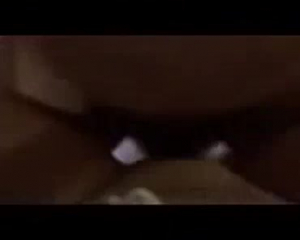 डीप बस्टी एमेच्योर टाइट नादिया स्टाइल्स अपने दुम एकल में एक डिक लेता है।