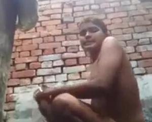 तमिल मालिश देसी जोड़े स्नान देसी गांव की लड़कियों को गर्म स्नान और बकवास देसी त्रिगुट