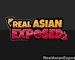 Realasianexposed - शानदार एशियाई Stunner यह पीठ लेता है